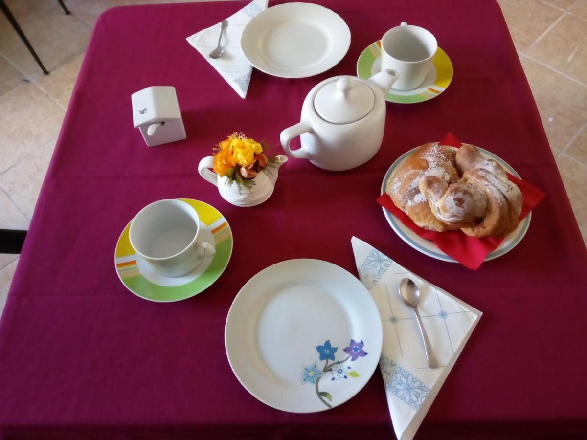 B&B Lichitu Sedilo Esterno foto